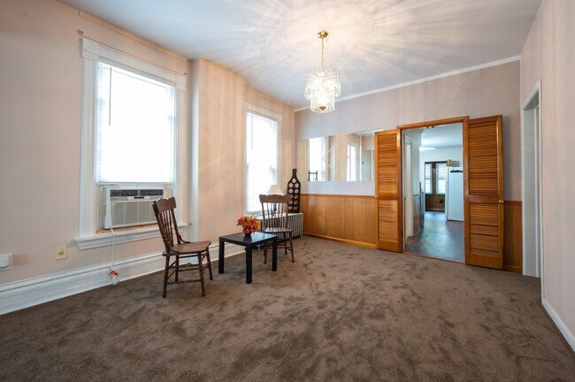 Foto del edificio - 3816 N Hermitage Ave