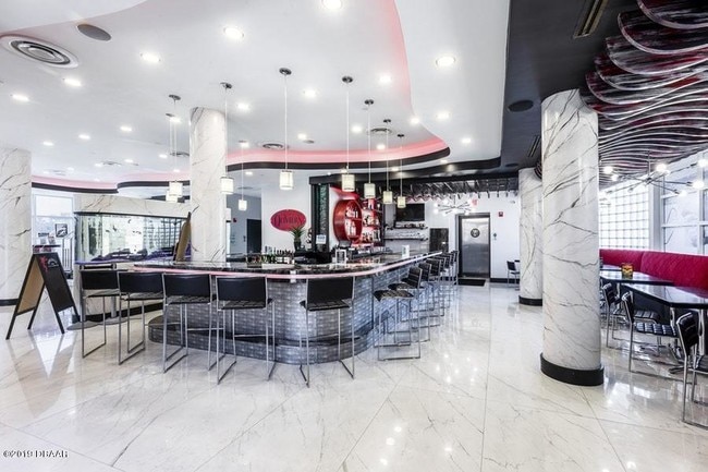 Building Photo - 140 S Atlantic Ave