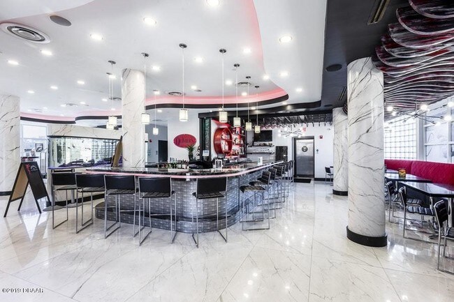 Foto del edificio - 140 S Atlantic Ave