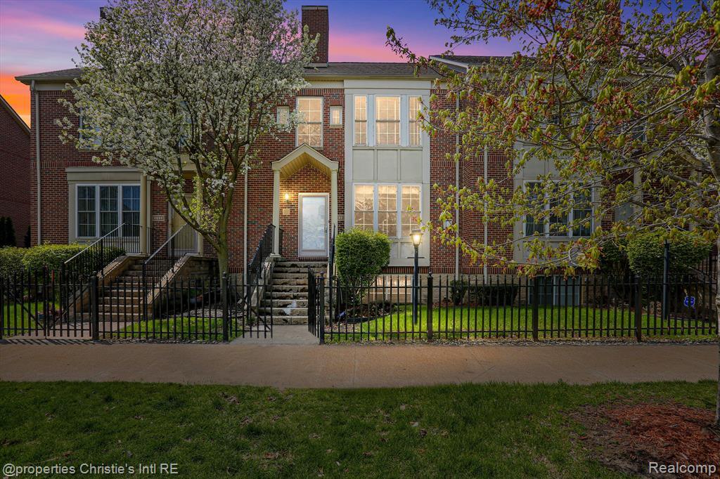 Primary Photo - 1757 Townsend St