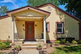 Building Photo - 75 3rd St