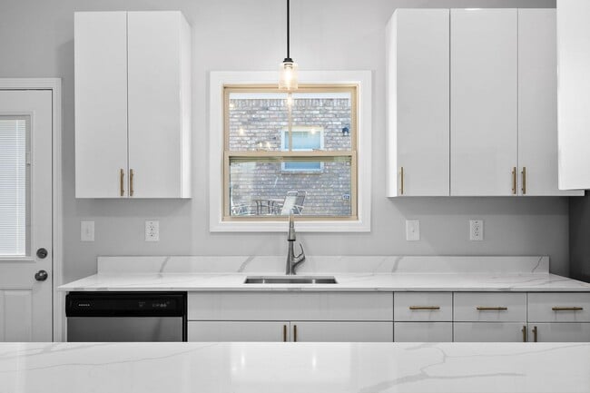 Interior Photo - 360 Luxury Townhomes