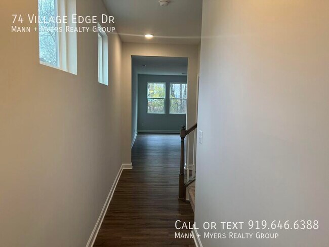 Foto del edificio - 74 Village Edge Dr