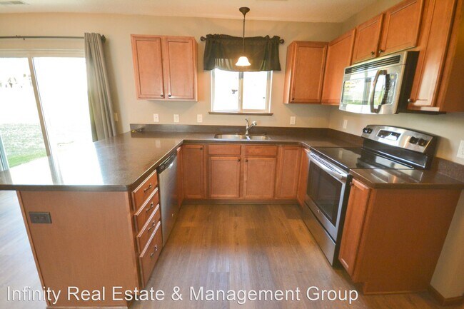 Building Photo - 3 br, 1.5 bath House - 5103 61st St NW