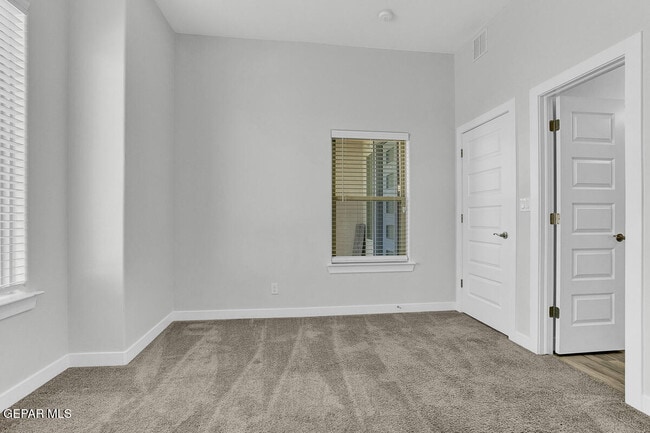 Building Photo - 13405 Emerald Glass Dr