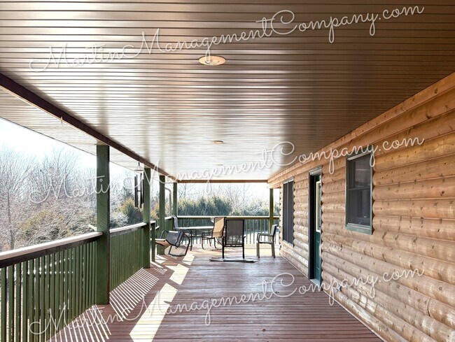 Foto del edificio - 700 Locust Ave