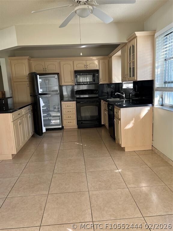 Foto del edificio - 3210 Sheridan Ln