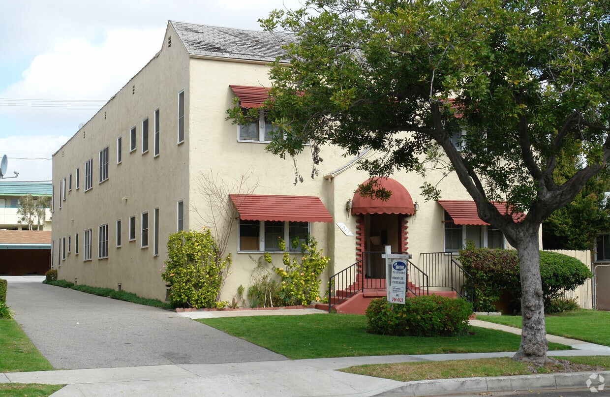 Primary Photo - 1517 Dixon St