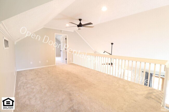 Foto del edificio - 8403 Victoria Woods Pl