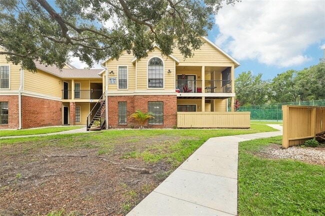 Building Photo - 8724 Mallard Reserve Dr