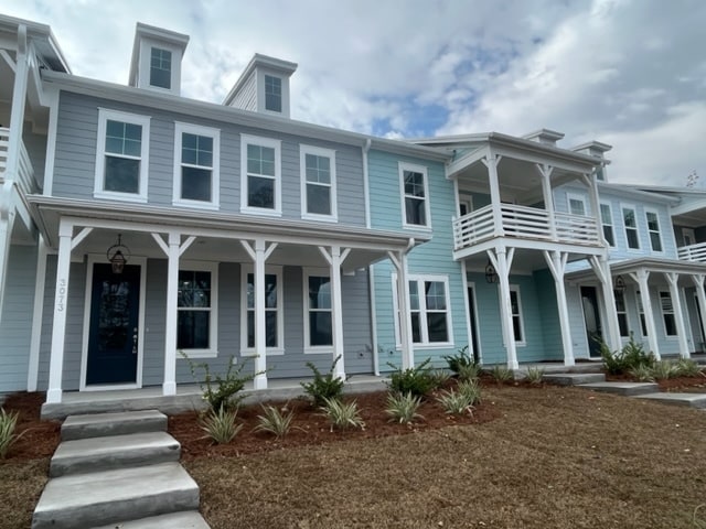 Nueva construcción: casa adosada de 3 dormitorios y 2,5 baños en Marsh Cove, dentro del complejo residencial The Gates of Dunes West. - 3073 Sturbridge Rd