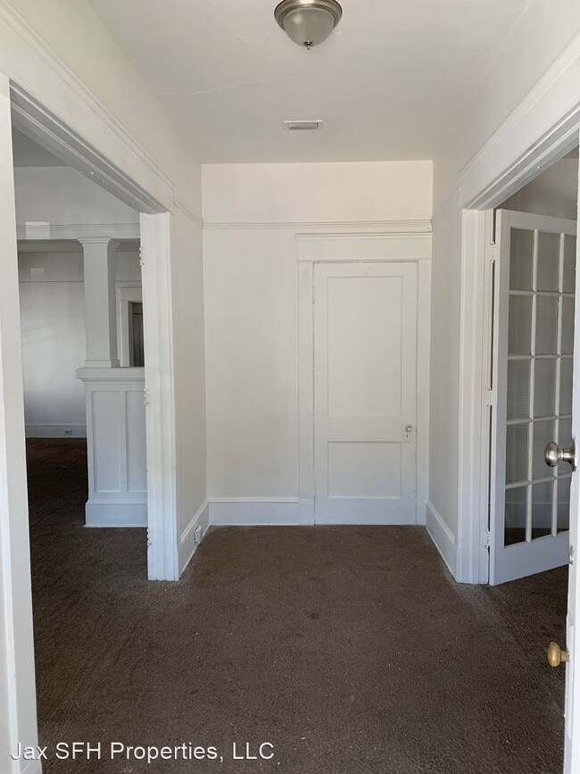Building Photo - 2 br, 1 bath House - 43 W 23rd Street