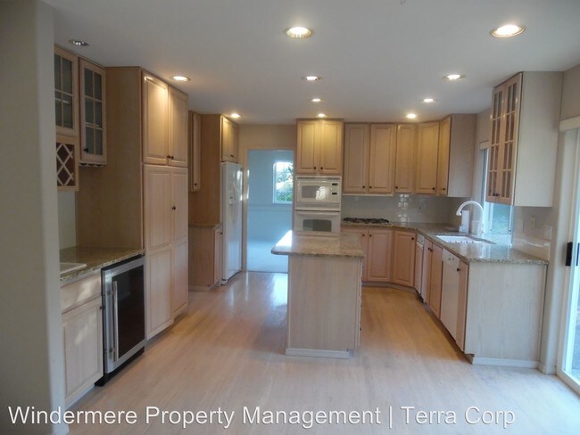 Building Photo - 3 br, 3 bath House - 3605 Mohawk Drive