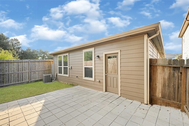 Foto del edificio - 12823 Clearcroft St