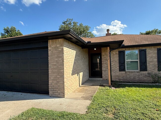 Foto del edificio - 1301 W Waco St