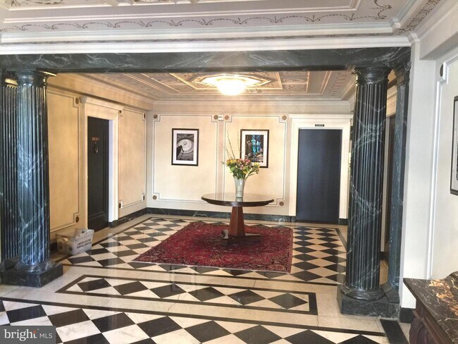 Foto del edificio - 1026 16th St NW