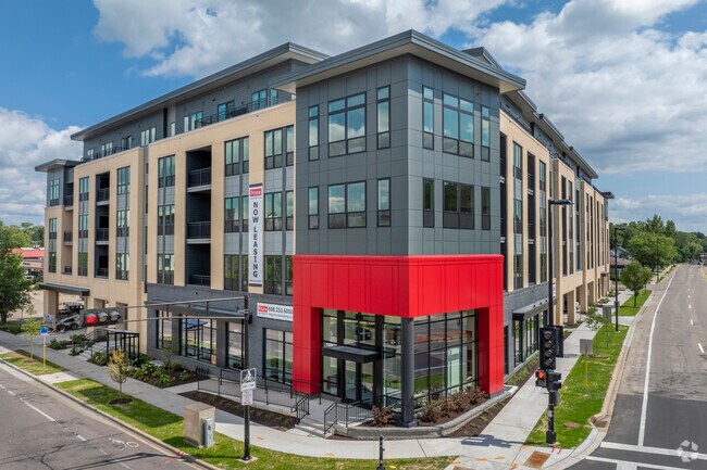 Building Photo - The Fitzgerald