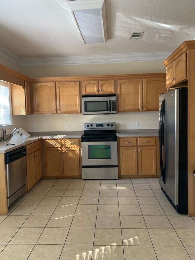 Foto del edificio - 3 Bedroom Townhome with Open Living Space