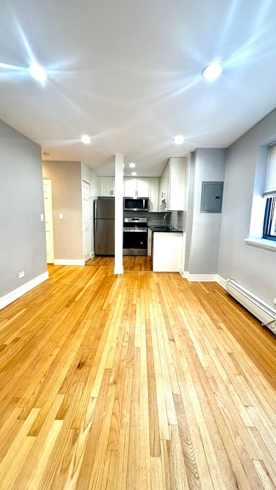 Foto del edificio - 6954 N Sheridan Rd