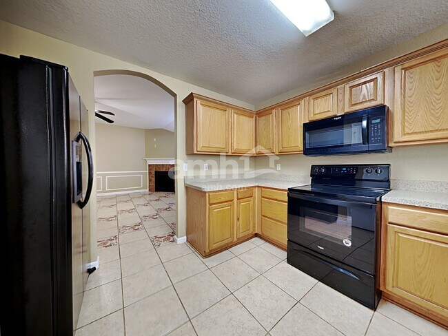 Building Photo - 12440 Silver Mist Trail