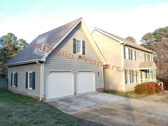 Building Photo - Beautiful 3 BD 2.5 BA 2 Car Garage Home in...