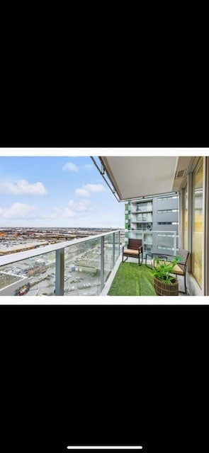 Building Photo - 488 Marine Dr SW