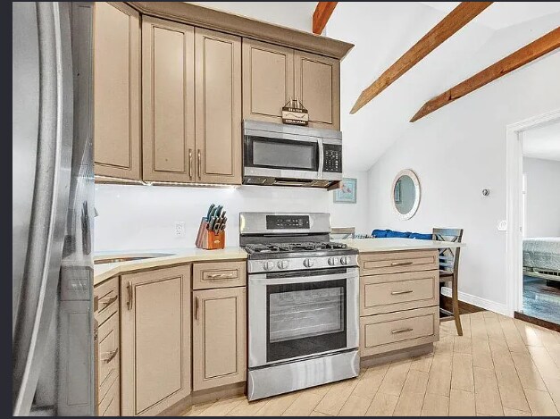 Foto del edificio - 1703 Webb St