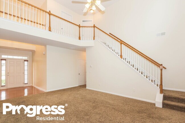 Foto del edificio - 250 Lantana Dr