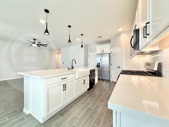 Foto del edificio - 5523 W Coplen Farms Rd