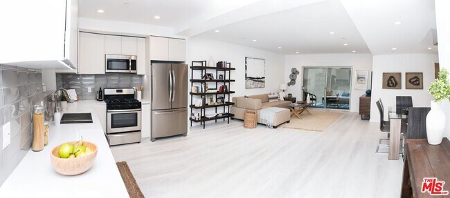 Foto del edificio - 625 S Barrington Ave