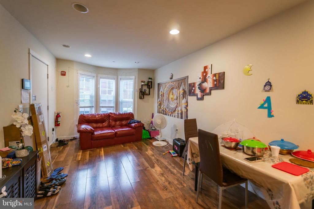 Foto principal - 130 S 46th St