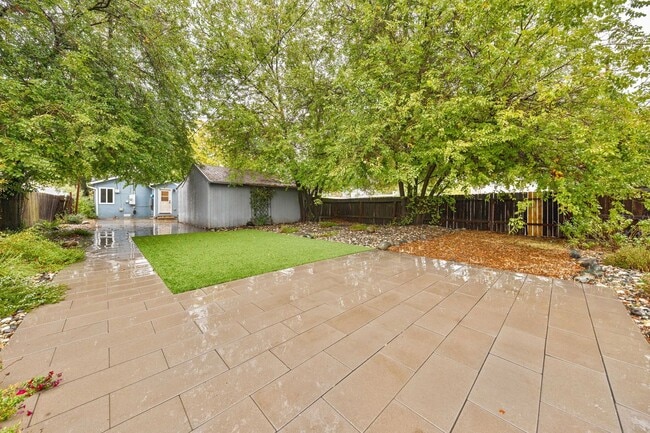 Building Photo - Charming Fully Remodeled 3-Bedroom Home wi...
