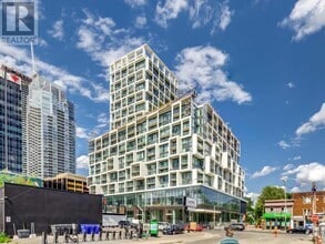 Building Photo - 5-2115 Soudan Ave