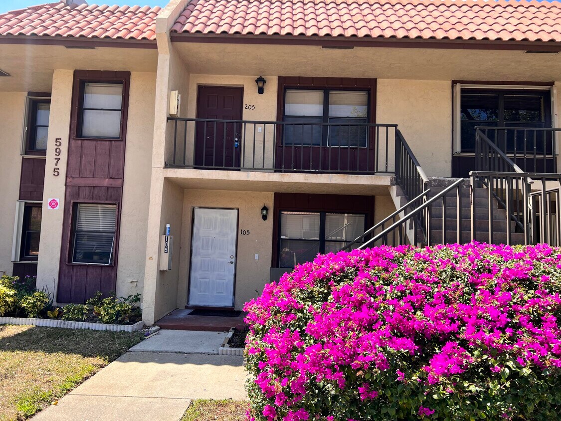 Foto principal - 5975 Forest Hill Blvd