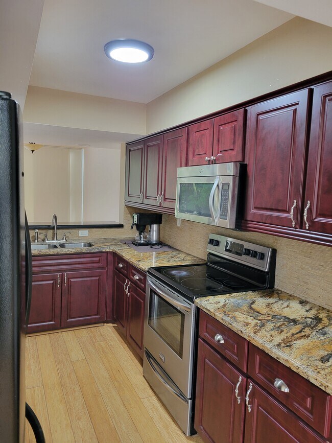 Foto del edificio - 2930 SW 87th Terrace