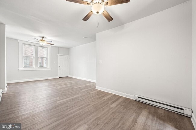 Building Photo - 3103 N Croskey St