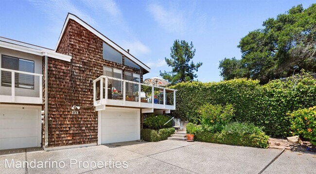 Foto del edificio - 2 br, 2 bath House - 723 East Victoria Str...