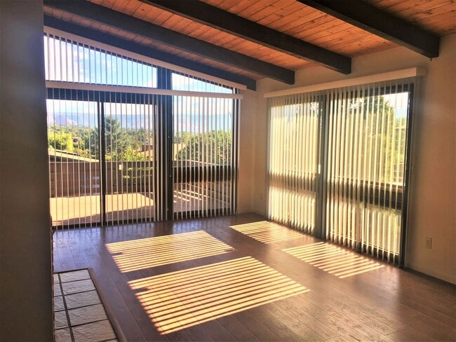 Building Photo - TOWNHOME - WEST SEDONA - DEL SOL