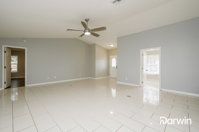 Foto del edificio - 3383 Gretna Dr, Spring Hill, FL 34609