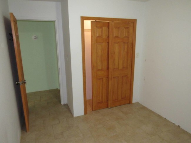 Foto del edificio - 3935 Duryea Ave