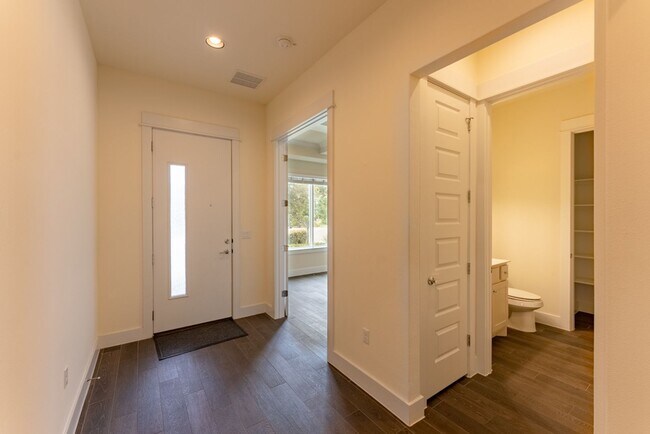 Building Photo - Spacious, Stylish, and Perfectly Located 3 Bedrooms, 2.5 Bathrooms in North Shields!!!