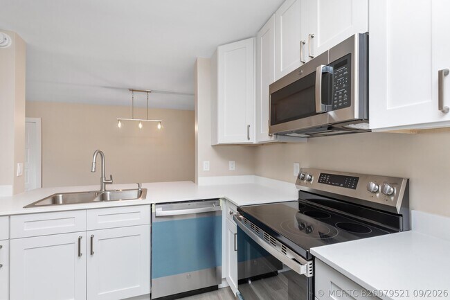 Foto del edificio - 11419 NW 35th St
