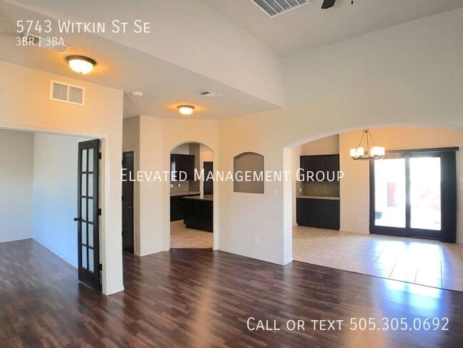 Foto del edificio - 5743 Witkin St SE