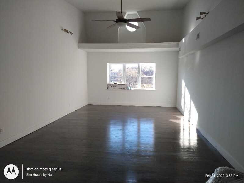 Foto del edificio - 1637 N 33rd St