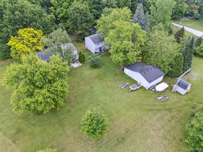 Building Photo - 10461 Eagle Rd