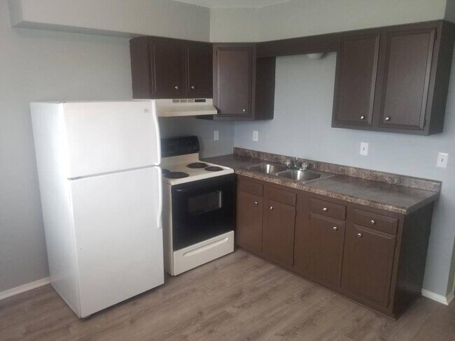 Foto del edificio - 205 Sandra Ave