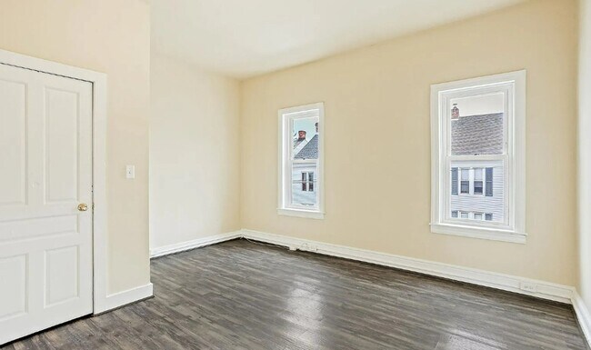 Building Photo - Coming Soon! Bright 4 Bedroom, 1 Bath Home...