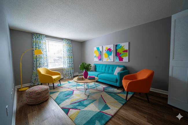 Building Photo - Lincoln Square Apartments