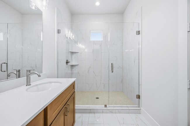 Building Photo - 6109 De Campo St
