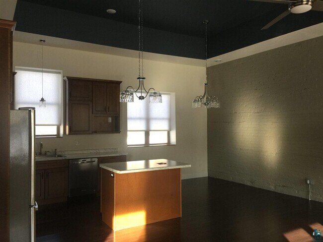 Building Photo - 419 Chapple Ave